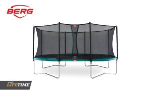 טרמפולינה אובלית של חברת BERG מהולנד 3.45 על 5.20 מטר ירוק